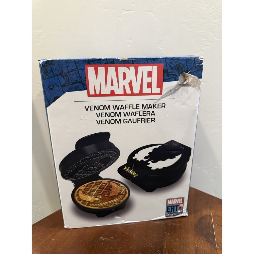 Marvel Venom Waffle Maker Uncanny Brands New Spider-Man Symbiote Villain Iron
